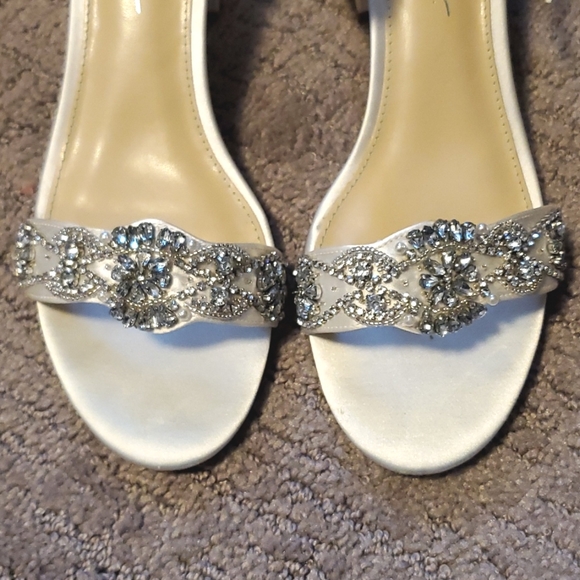 Betsey Johnson block heels - Picture 2 of 9